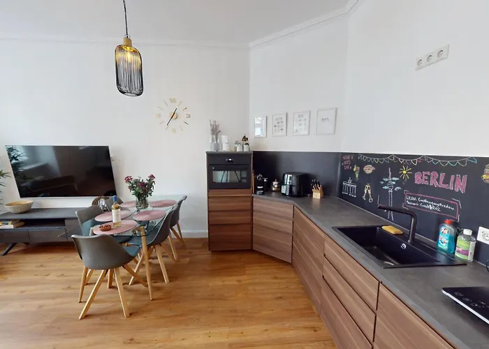 Myhappyplace In The Middle Of *