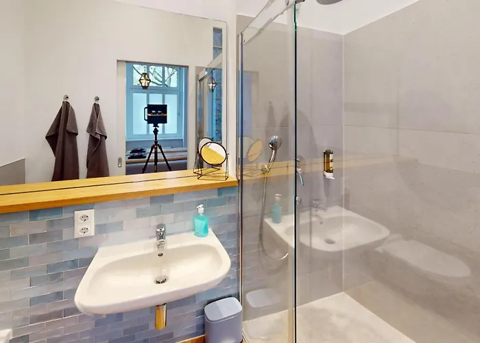 Myhappyplace In The Middle Of *