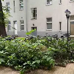 Myhappyplace In The Middle Of Berlín