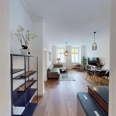 Myhappyplace In The Middle Of