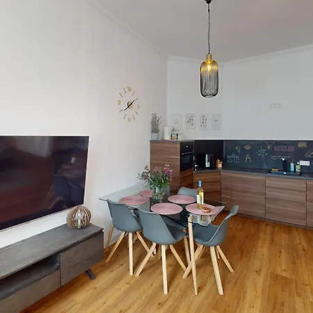 Apartment Myhappyplace In The Middle Of *